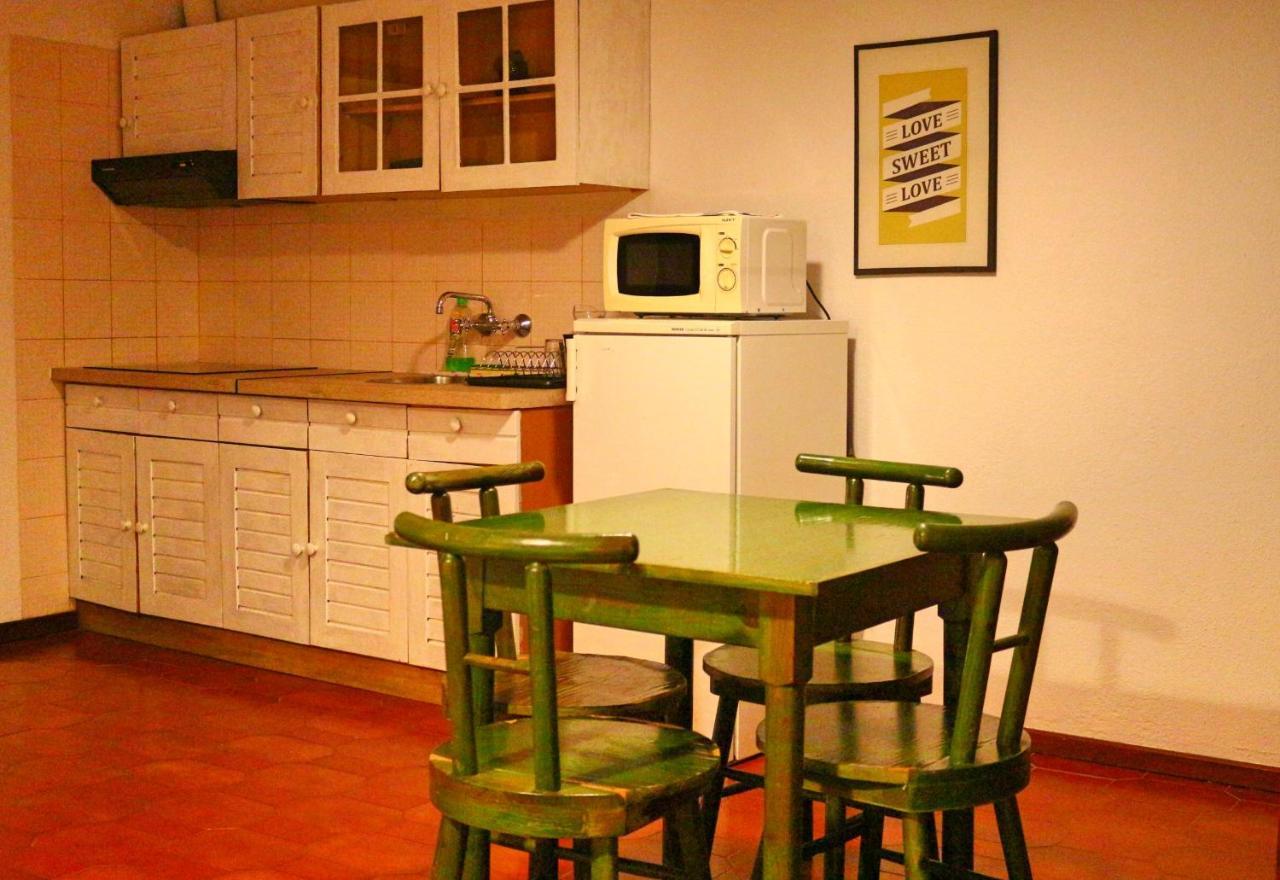 Manawa Camp Bed & Breakfast Costa da Caparica Exterior photo